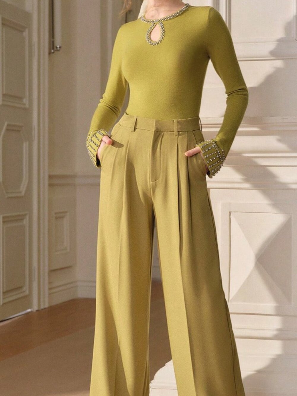 Olive Green Casual Women's Crew Neck Keyhole Fitted Knit Long Sleeve Sweater - Picture 5 of 8